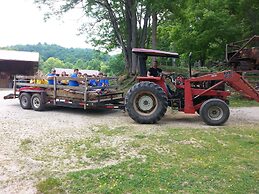Arrowmont Stables & Cabins