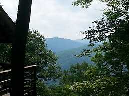 Arrowmont Stables & Cabins