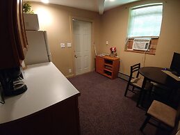 Arrowmont Stables & Cabins