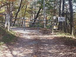 Arrowmont Stables & Cabins