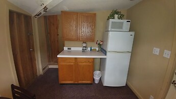 Arrowmont Stables & Cabins