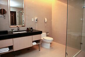 Golden Tulip Zhong Xin Hotel Taichung