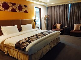 Golden Tulip Zhong Xin Hotel Taichung