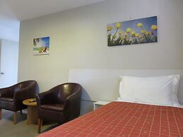 McWilliam Apartments