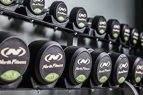 De Botan Srinakarin Hotel & Residence