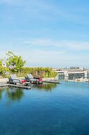 De Botan Srinakarin Hotel & Residence