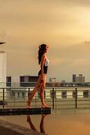 De Botan Srinakarin Hotel & Residence