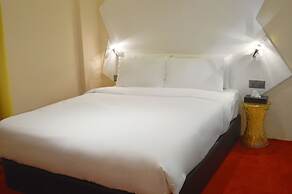 Melange Boutique Hotel