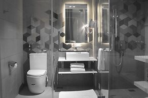 Melange Boutique Hotel