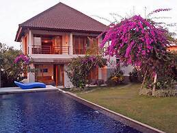 Blue Rose Villa