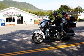 The Mountain View Motel & Cottages