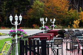 The Mountain View Motel & Cottages