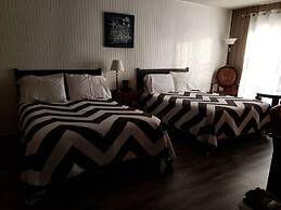 The Mountain View Motel & Cottages