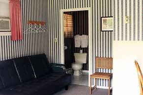 The Mountain View Motel & Cottages