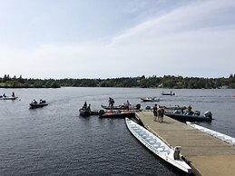 NovaStar Motel On The Lake