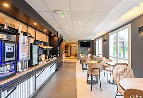 B&B HOTEL Compiègne Thourotte