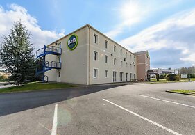 B&B HOTEL Compiègne Thourotte