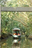 Turtle Beach Lodge
