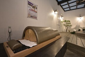 Uher Luxury Resort & Hotel