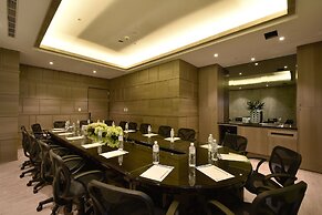 Uher Luxury Resort & Hotel