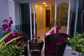 Richly Boutique Hotel & Hostel