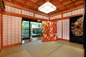 Kyo-machiya Stay WAKA Fushimiinari-tei