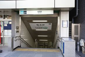 Castle Apartment Nezu