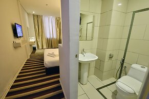 First Residence Hotel