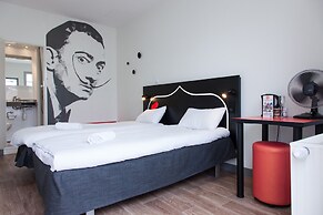 St Christopher's Budget Hotel Paris