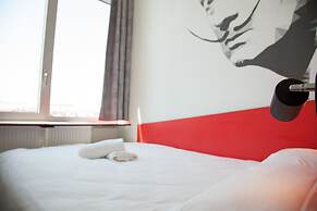 St Christopher's Budget Hotel Paris