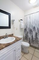 Georges Mountain Village