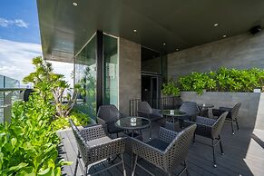 LEGEND Boutique Hotel