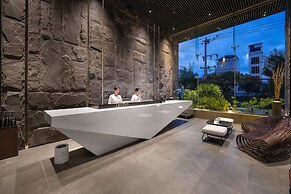 LEGEND Boutique Hotel