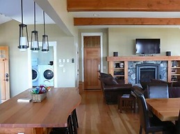 Black Rock Beach House