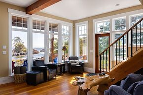 Black Rock Beach House