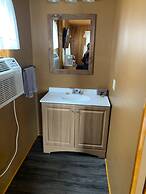 Adoba Hotel Naubinway