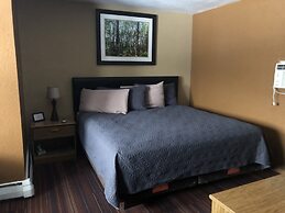 Adoba Hotel Naubinway