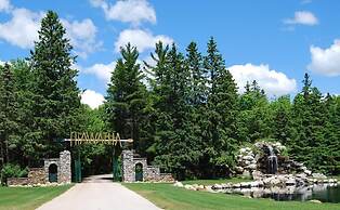 Adoba Hotel Naubinway