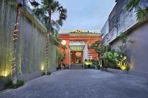 Puri Padma Hotel