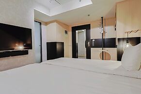 Hotel With Urban Deli