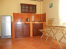 Thuy - Gunter Garden Bungalow