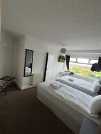 Harbour Hotel