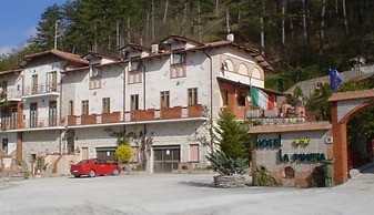 Hotel Ristorante La Pineta