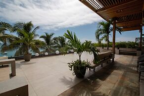 Golden Bay Galapagos