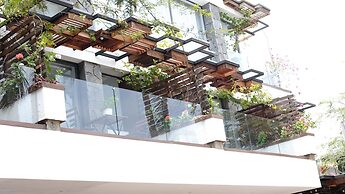 Golden Bay Galapagos