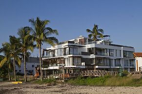 Golden Bay Galapagos