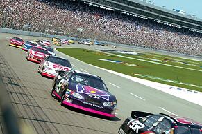 Holiday Inn Express & Suites Fort Worth West by IHG