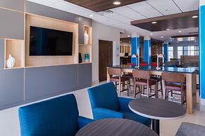 Holiday Inn Express & Suites Fort Worth West by IHG