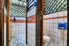 Congo Bongo EcoVillage Costa Rica