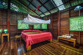 Congo Bongo EcoVillage Costa Rica